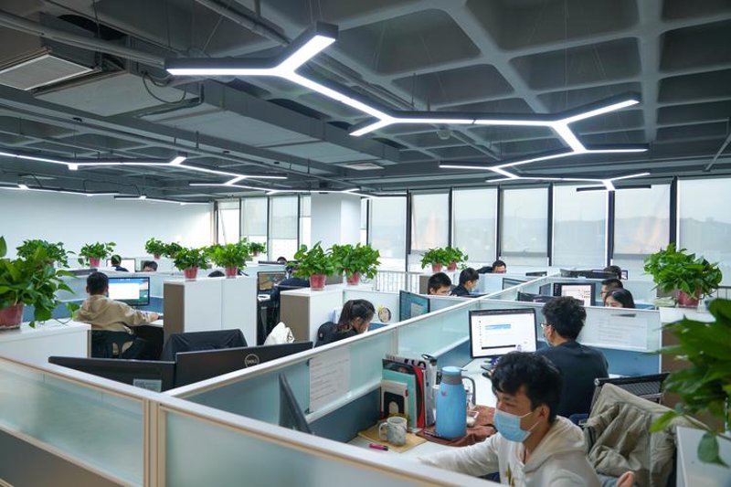 北京软件开发选购指南：寻找定制化的信息服务